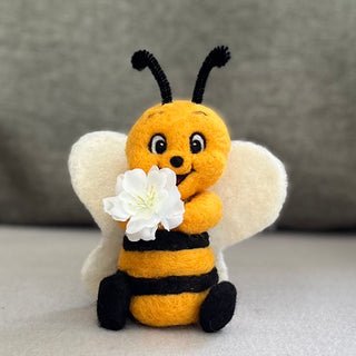 Ullnåla figur Petter Pollen