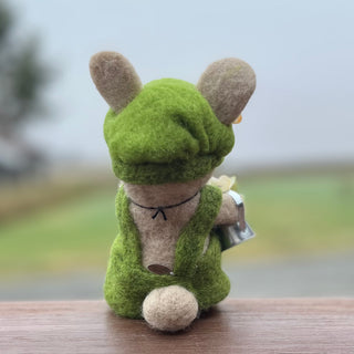 Wool needle figure Sofus