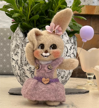 Ullnåla figur Martine