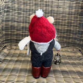 Wool needle figure Evelina