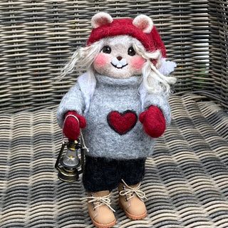 Ullnåla figur - Kaisa