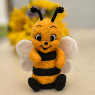 Ullnåla figur Petter og Bumble - reservert